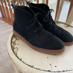 Clarks black suede booties women 9.5